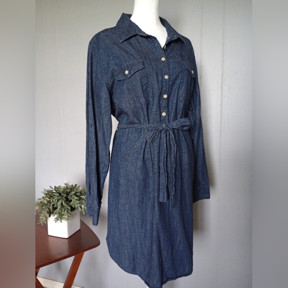 Universal Thread Dresses & Skirts - Universal Threads Dark Denim Shirt Dress Size Large
